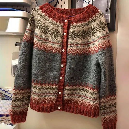 Abigail - bequemer, geknöpfter pullover aus vintage-jacquard von fel island